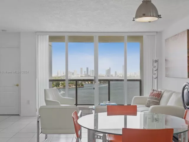 Продажа квартиры #2214 - фото 5614576