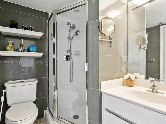 Продажа квартиры #2214 - фото 5614563