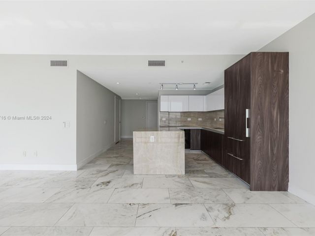 Продажа квартиры #1101 - фото 5653939