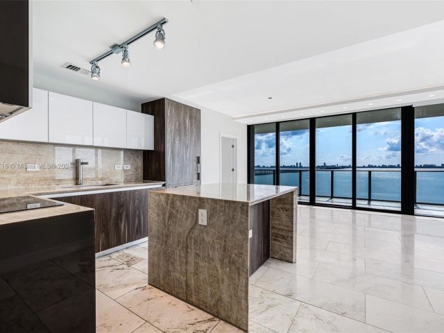 Продажа квартиры #1101 - фото 5653940