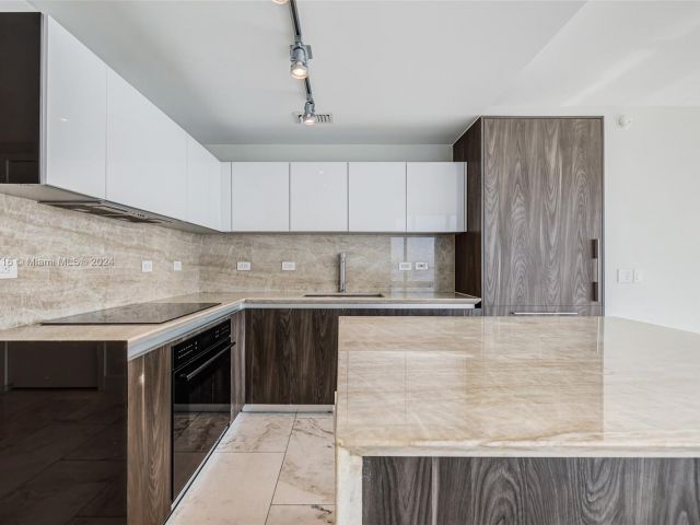 Продажа квартиры #1101 - фото 5653941