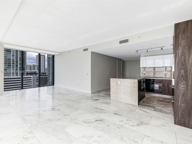 Продажа квартиры #1101 - фото 5653943