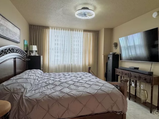 Квартира в аренду номер1607 - фото 5818067