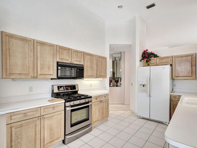 Продажа дома по адресу 10414 Osprey Trace - фото 5862545