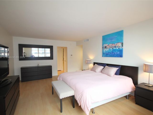 Квартира в аренду номер1004 - фото 5692458