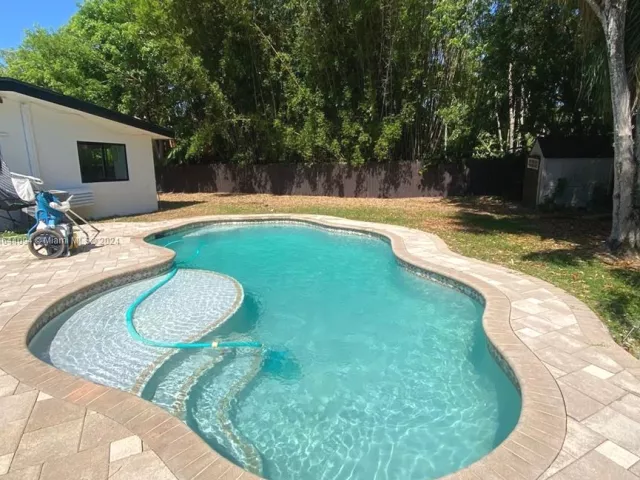 Дом в аренду по адресу 630 NE 117th St - фото 5570915