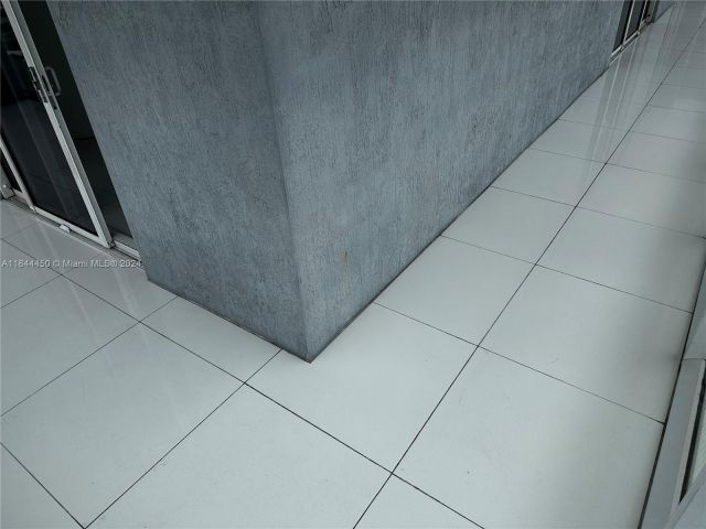 Продажа квартиры #5001 - фото 6185386