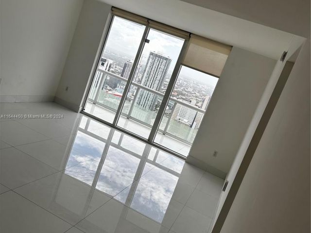 Продажа квартиры #5001 - фото 6185393