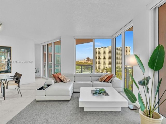 Продажа квартиры #1002 - фото 5796348