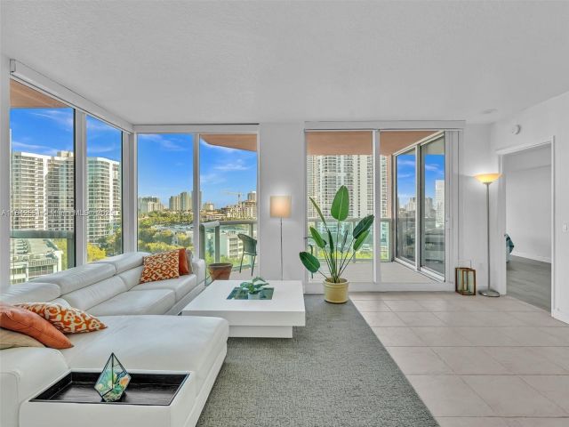 Продажа квартиры #1002 - фото 5796350