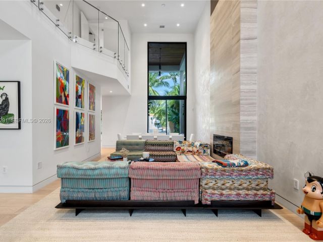 Продажа дома по адресу 4442 Prairie Ave - фото 7468607