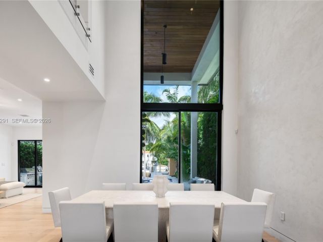 Продажа дома по адресу 4442 Prairie Ave - фото 7468611