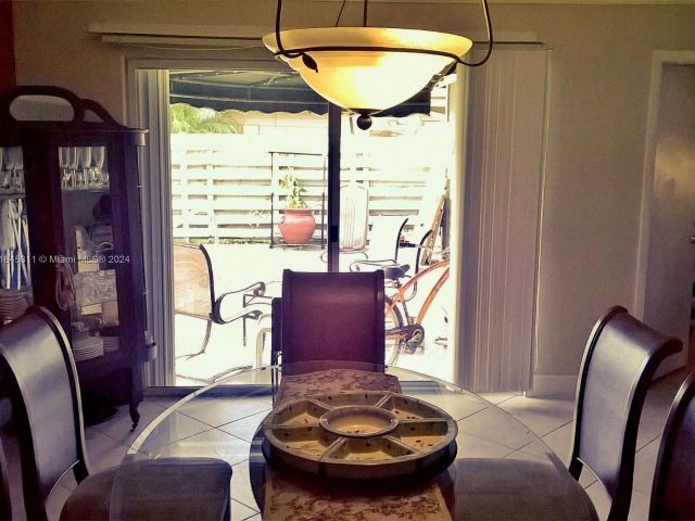 Продажа дома по адресу 14035 SW 103rd Ter - фото 5705023