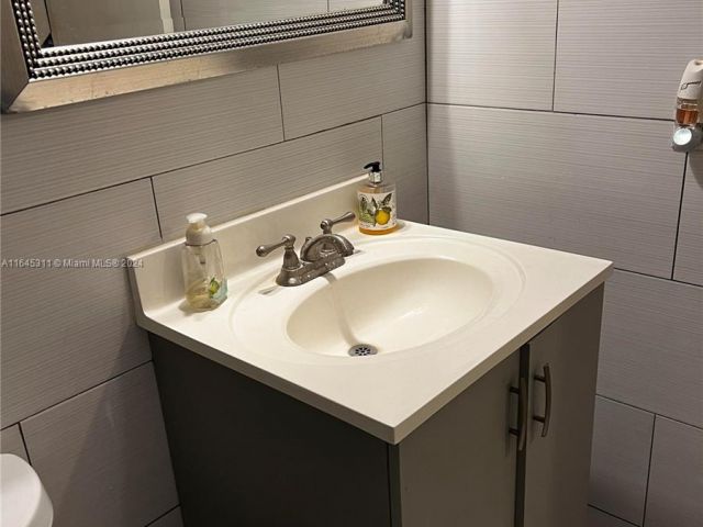 Продажа дома по адресу 14035 SW 103rd Ter - фото 5705027