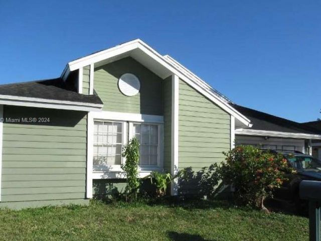 Продажа дома по адресу 14035 SW 103rd Ter - фото 5705033