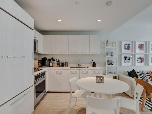 Продажа квартиры #3807 - фото 5605696