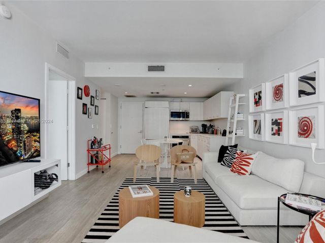 Продажа квартиры #3807 - фото 5605700