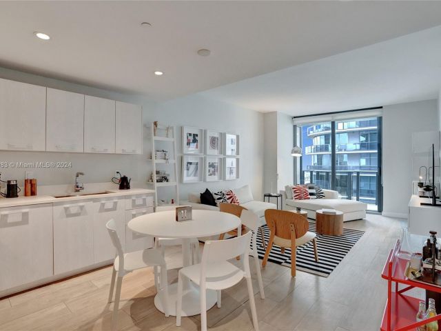 Продажа квартиры #3807 - фото 5605704