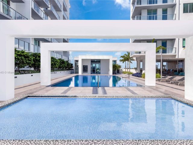 Продажа квартиры #N-917 - фото 5686899