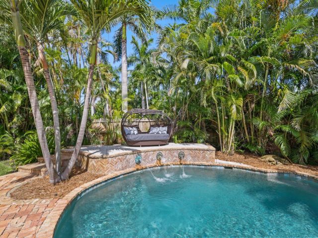 Продажа дома по адресу 920 Hibiscus Lane - фото 5808375