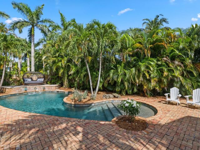 Продажа дома по адресу 920 Hibiscus Lane - фото 5808376