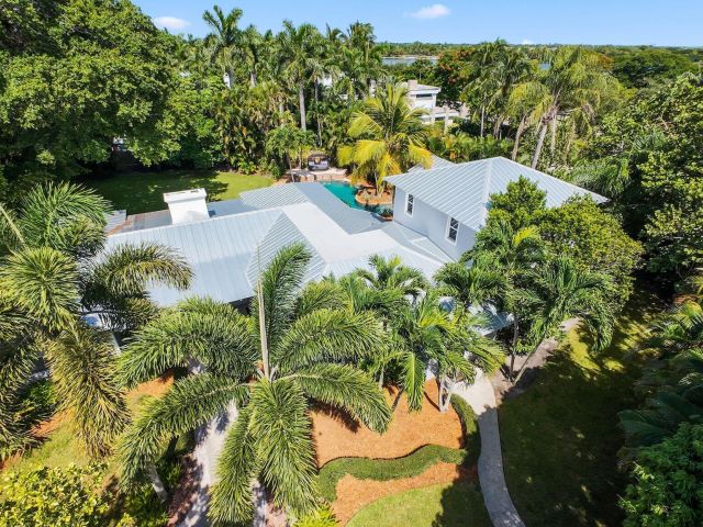 Продажа дома по адресу 920 Hibiscus Lane - фото 5808381