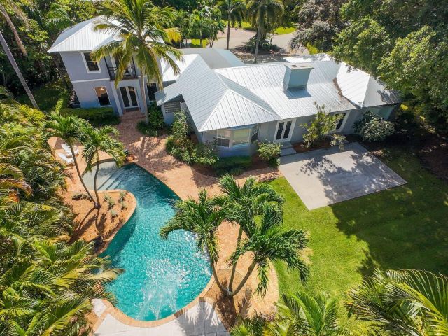 Продажа дома по адресу 920 Hibiscus Lane - фото 5808382