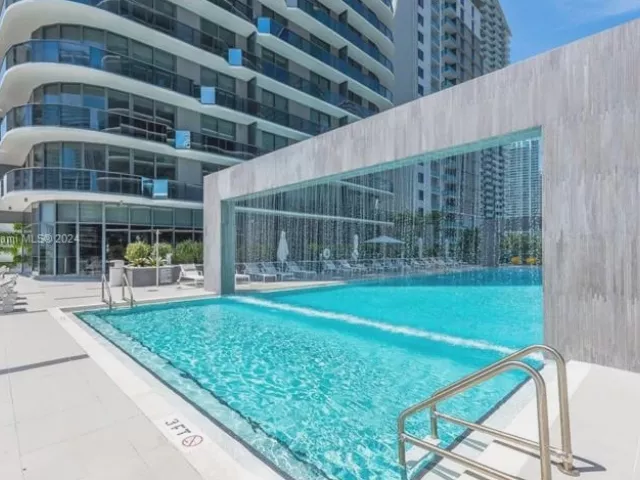 Продажа квартиры #1005 - фото 5605847