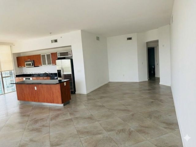 Продажа квартиры #1-1001 - фото 6785715