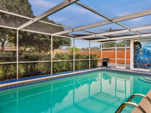 Продажа дома по адресу 2210 N 54th Ave - фото 5532259