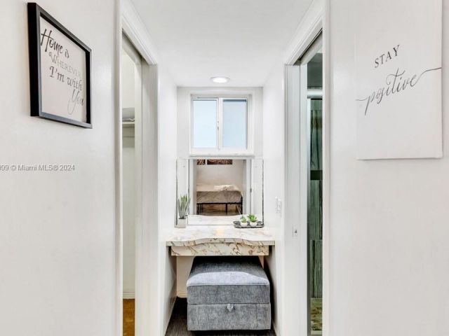 Продажа дома по адресу 2210 N 54th Ave - фото 5532265