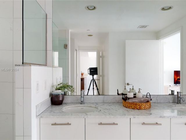 Продажа квартиры #3405 - фото 5731215