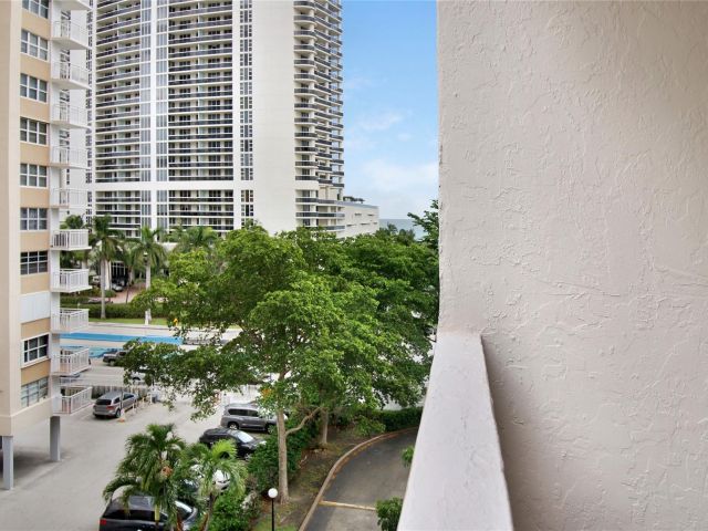 Продажа квартиры #6C - фото 5932948