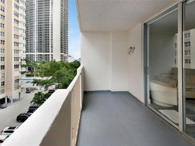 Продажа квартиры #6C - фото 5932949