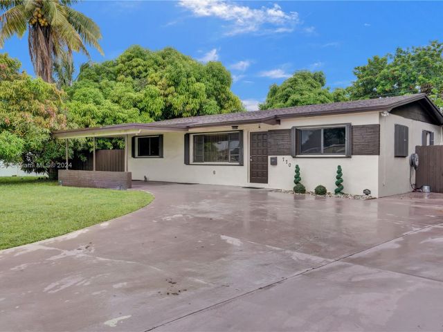 Продажа дома по адресу 770 NW 175th Dr - фото 5714776