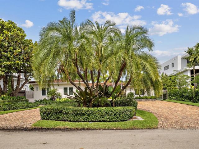 Продажа дома по адресу 670 Allendale Rd - фото 5573517