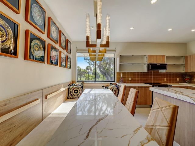 Продажа дома по адресу 173 SE 1st Cir 173 - фото 5543696