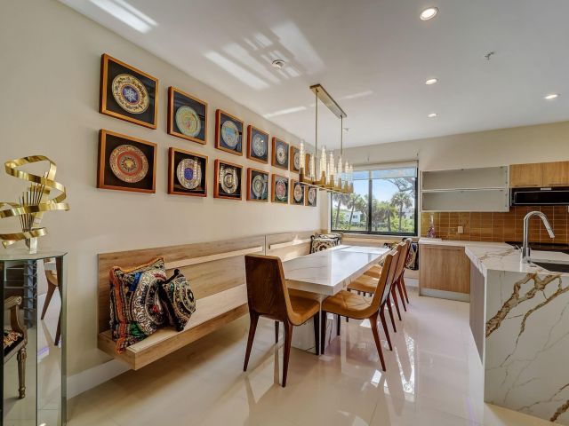 Продажа дома по адресу 173 SE 1st Cir 173 - фото 5543698