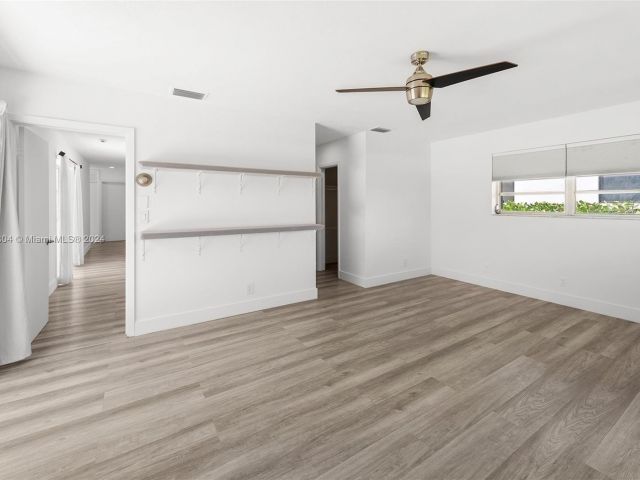 Продажа дома по адресу 661 Layne Blvd - фото 5524841