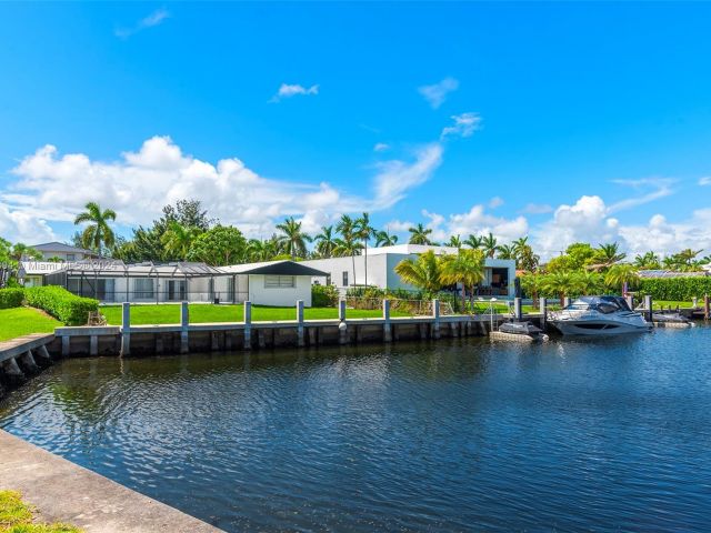 Продажа дома по адресу 661 Layne Blvd - фото 5524853