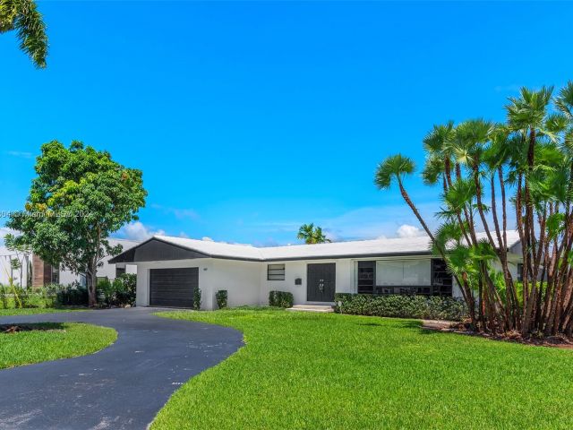 Продажа дома по адресу 661 Layne Blvd - фото 5524859