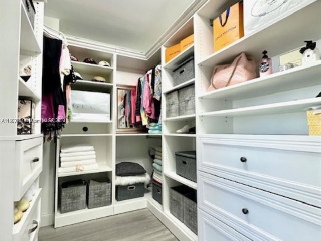 Продажа квартиры #1107 - фото 5670597