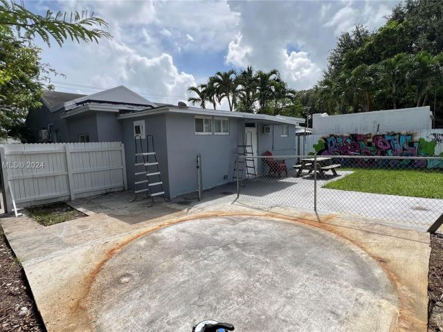 Дом в аренду по адресу  - фото 6066796