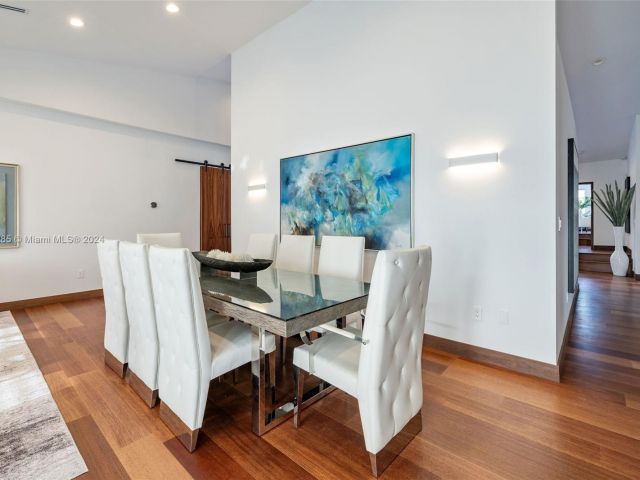 Продажа дома по адресу 543 Hibiscus Dr - фото 5524692