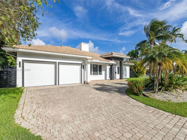 Продажа дома по адресу 543 Hibiscus Dr - фото 5524699