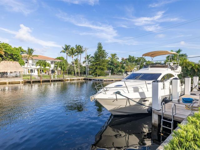 Продажа дома по адресу 543 Hibiscus Dr - фото 5524703