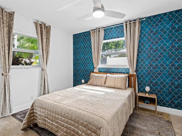 Дом в аренду по адресу 1931 NE 32nd Ave - фото 5726787