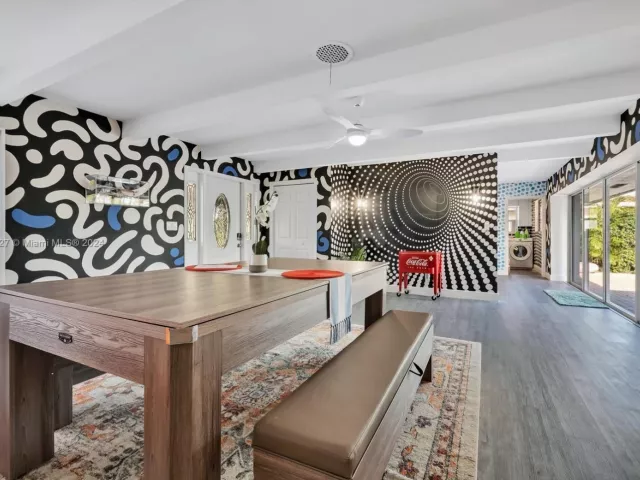 Дом в аренду по адресу 5830 NE 14th Rd - фото 5568253