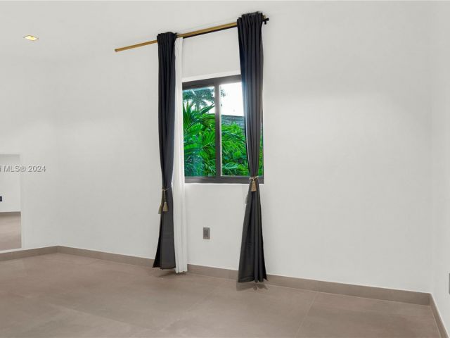 Продажа дома по адресу 63 SW 31st Rd - фото 5716319