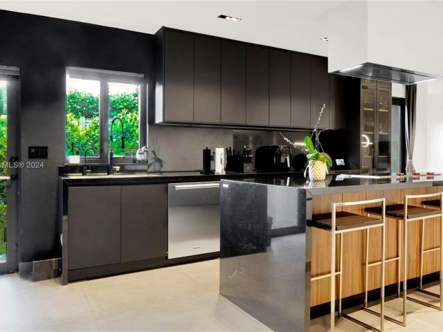 Продажа дома по адресу 63 SW 31st Rd - фото 5716325